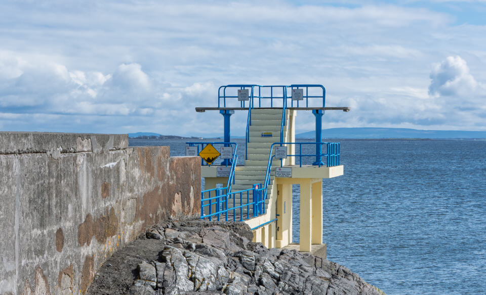  The Blackrock Diving Tower In Salthill 