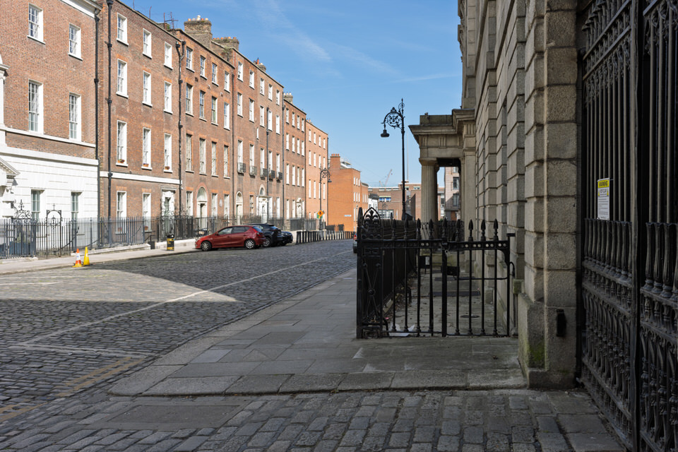 How Henrietta Place And Street Are Related