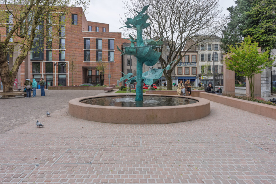 Swan Fountain Sony A1 II April 2026
