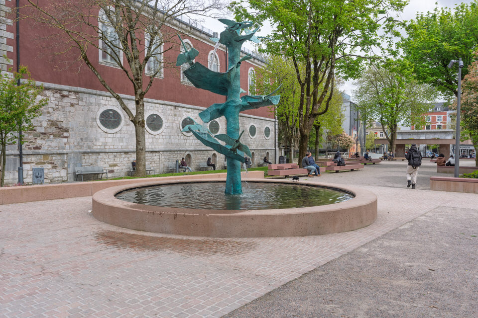  Swan Fountain Sony A1 II April 2026 